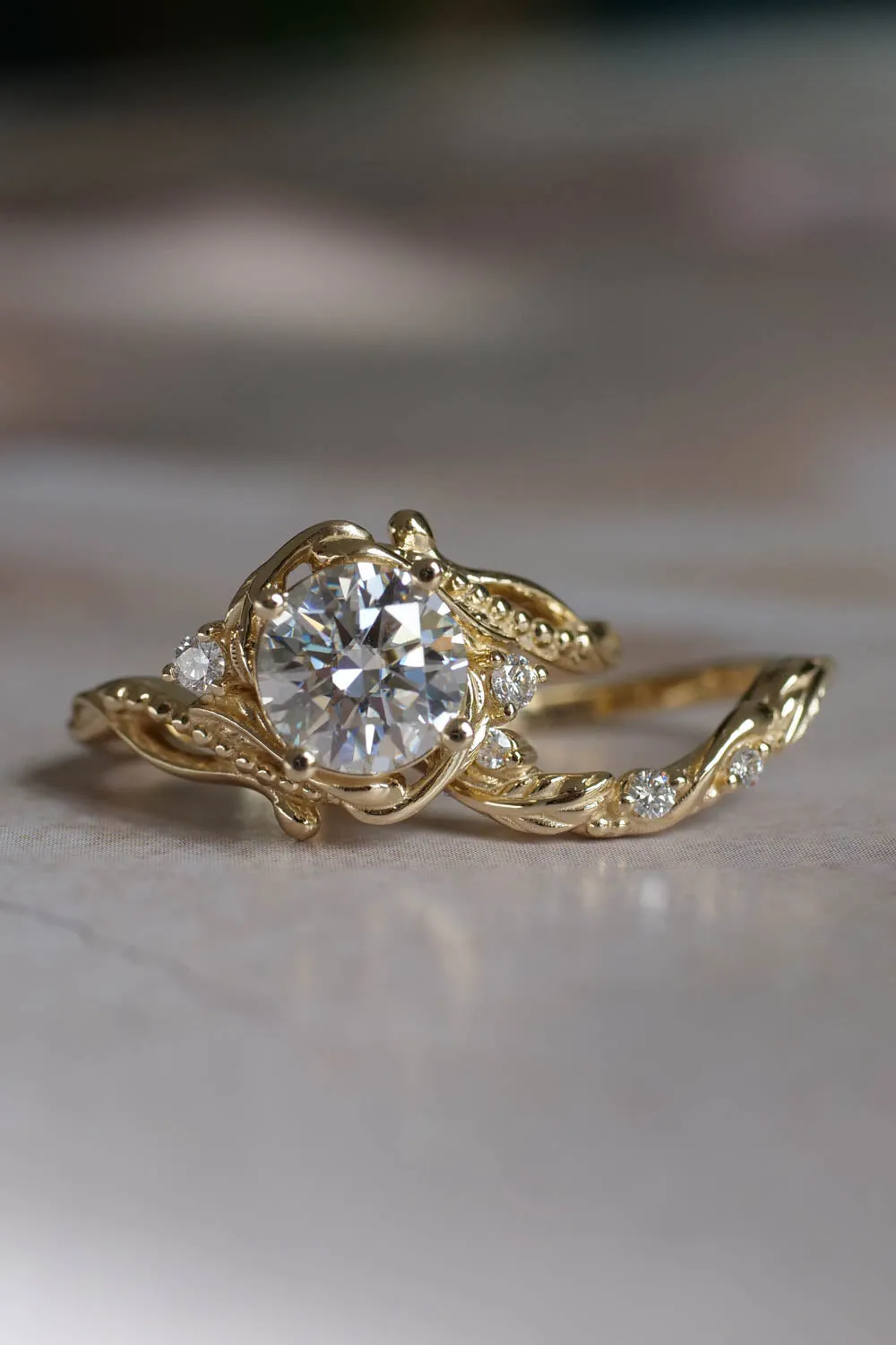 1 carat moissanite engagement ring / Undina