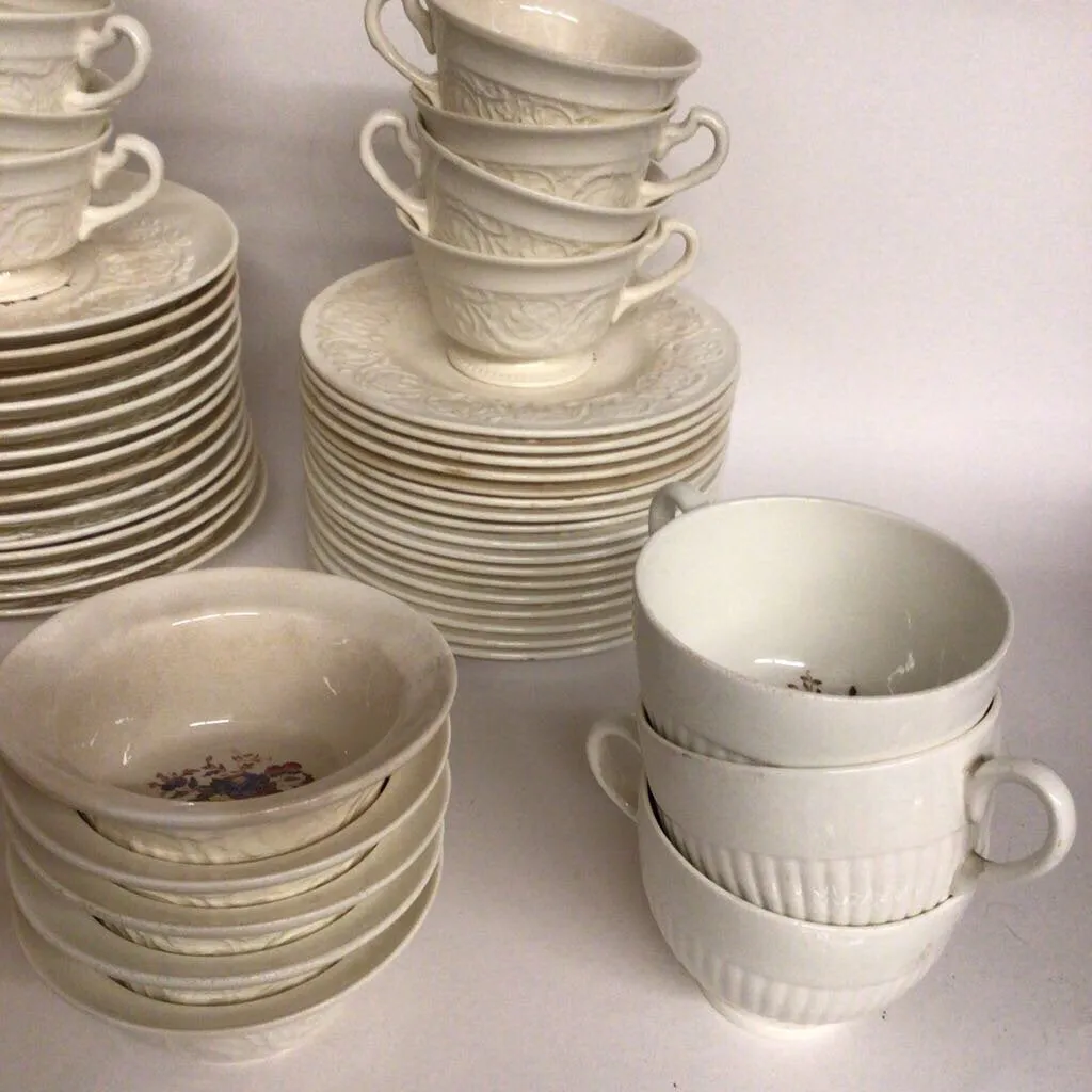 94pc. Wedgwood Swansea China Set, 1950s-70s