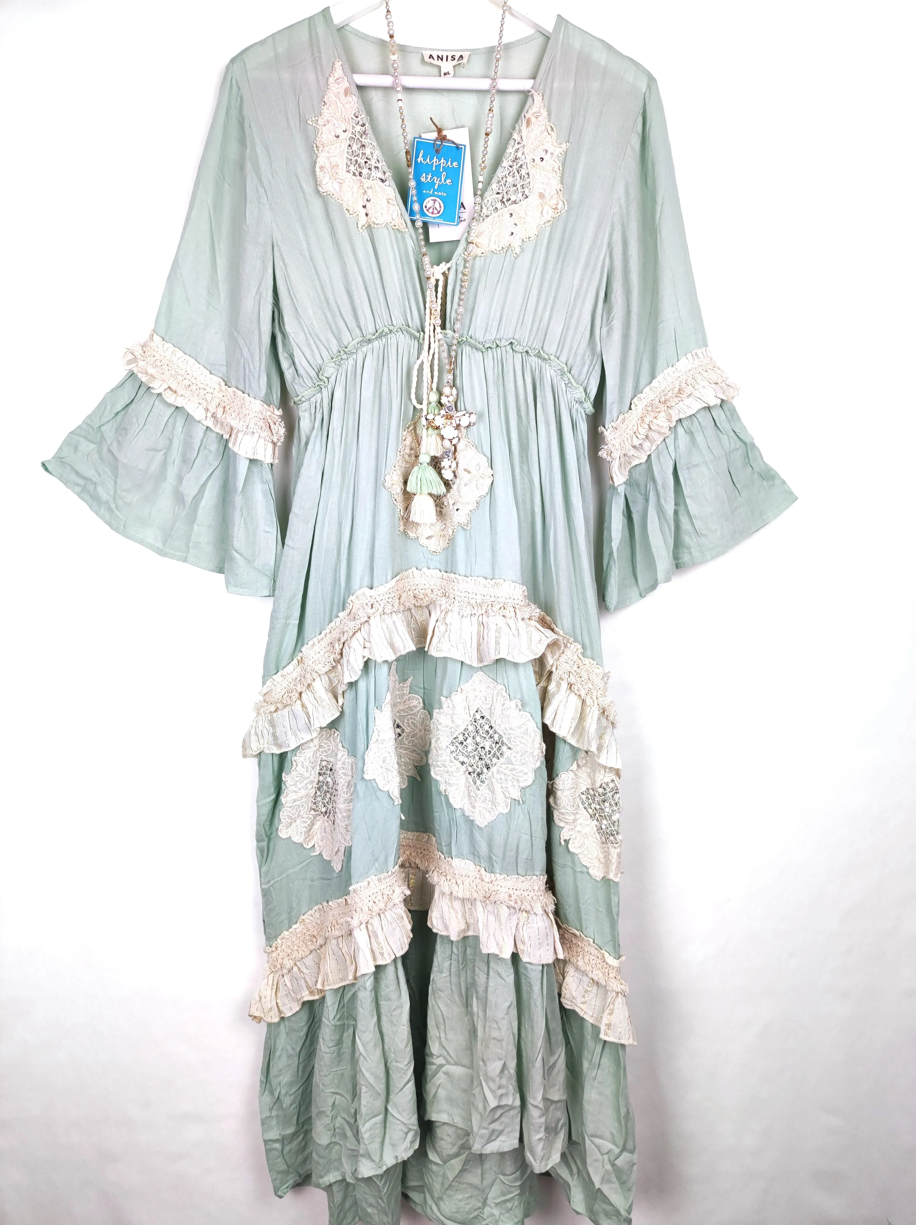 BOHO KLEID MIDI LIGHT BLUE MIT SPITZE