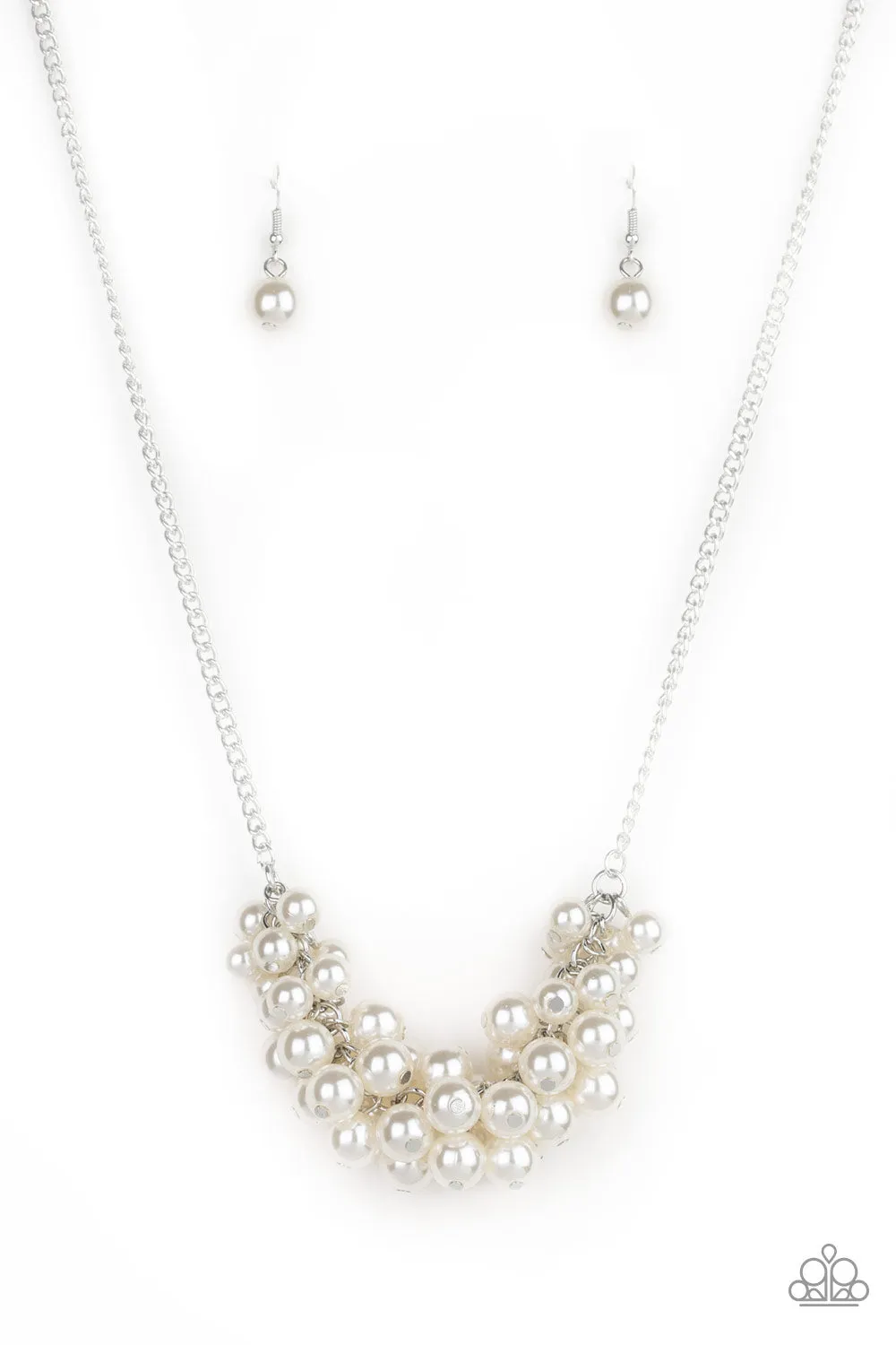 Grandiose Glimmer - White Necklace