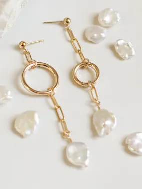 Queen Keshi Pearl Earrings